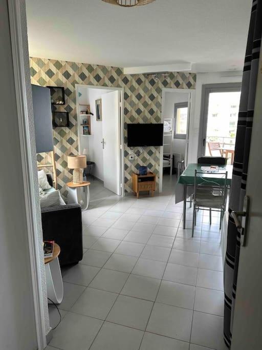 Appartement Face A La Mer Canet En Roussillon Eksteriør bilde